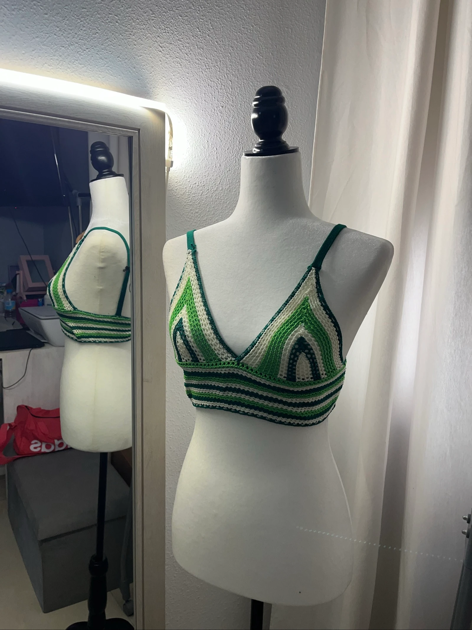 Groene gebreide croptop – photo 2